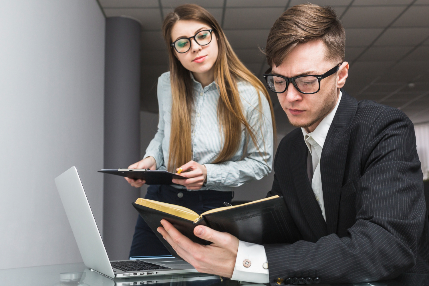 book-consultant