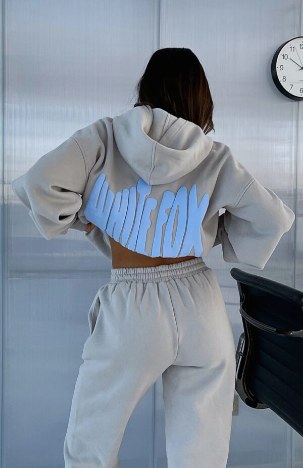How to Style Your White Fox Hoodie for Any Occasion