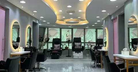 Find Your Glow: A Guide to the Best Beauty Salons in Dubai Marina