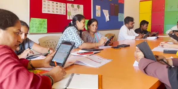 Why Modern Schools Need WhatsApp and Poll Device Integration Today