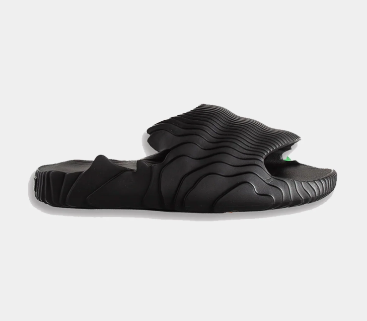 Deep Sea Black NAMI Slide: Fashion Meets