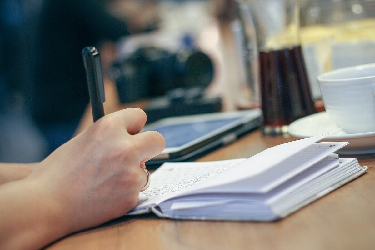 Complete Guide to MBA Thesis Journey in 2025
