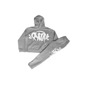 The Ultimate Guide to the Syna Tracksuit – Streetwear Meets Culture