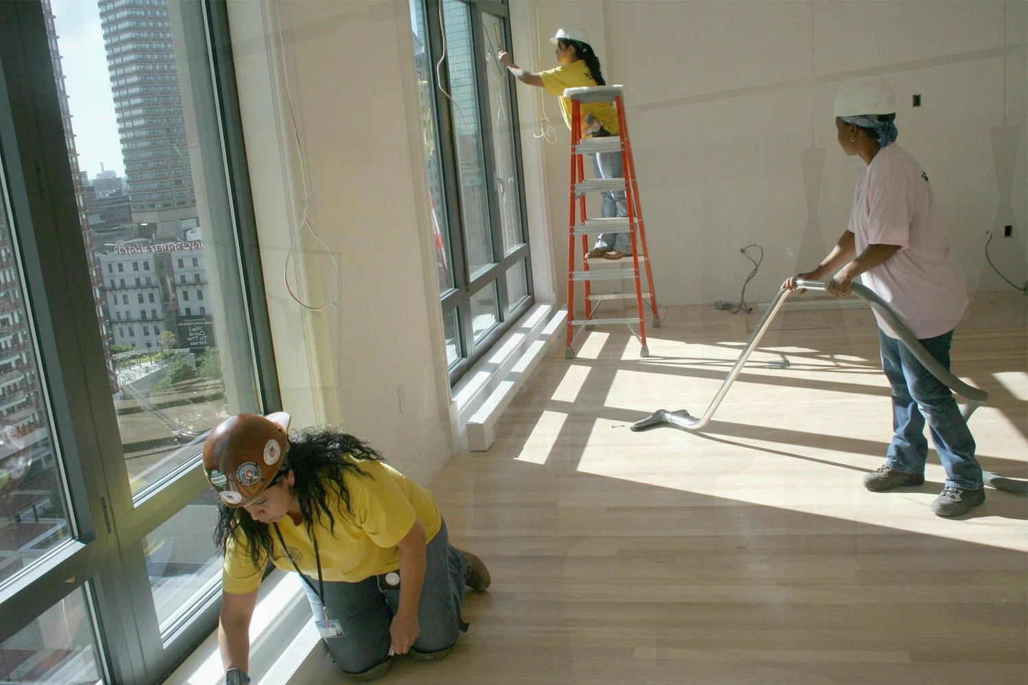 How tidy spaces help workers breathe and work better