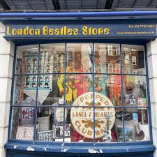 online replica store UK