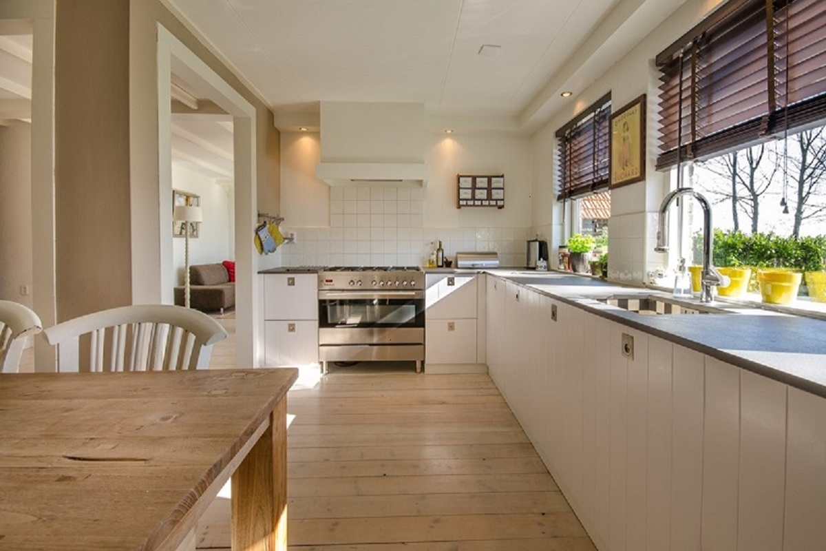 Double Roller Blinds: All You Need to Know – Advantages and More