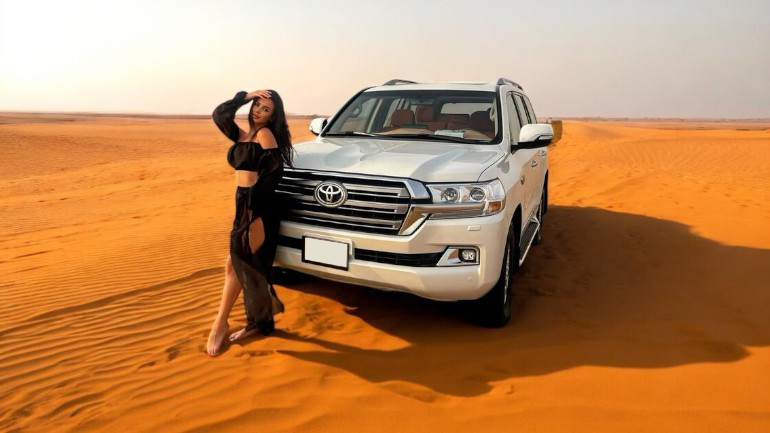 Discover the Magic of Adventure with a Private Desert Safari Dubai Experience