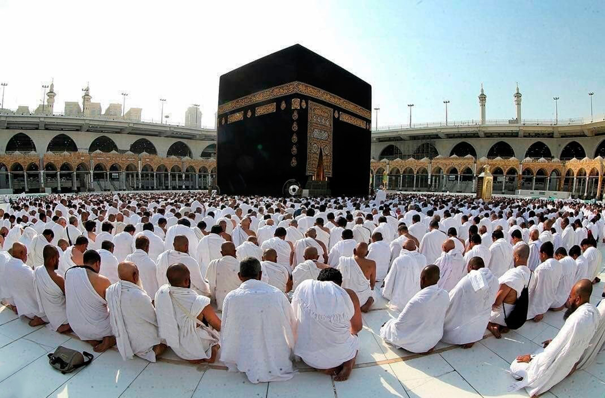 How to Experience Luxury Holidays with Affordable Umrah Packages 2025